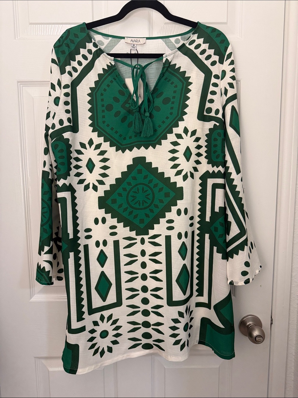 [new inventory] AVARA GREEN AND WHITE TASSLE TIE MINI DRESS NWT